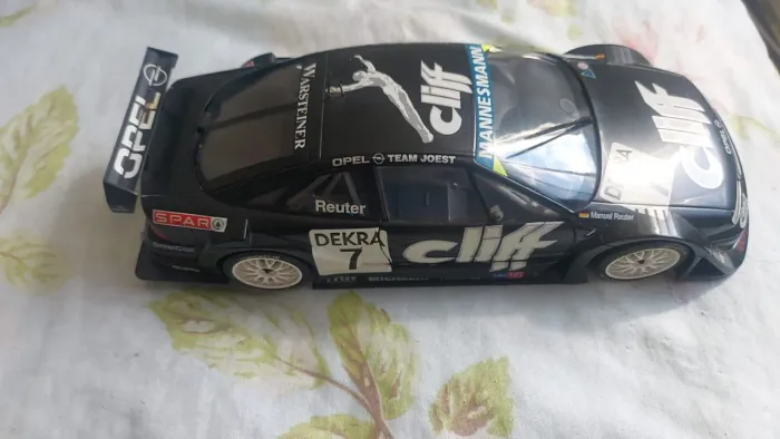 Miniatura DTM CALIBRA CLiff 1:18