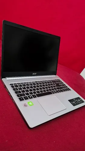 Notebook Acer Aspire 5 + 1TB HD pra instalar