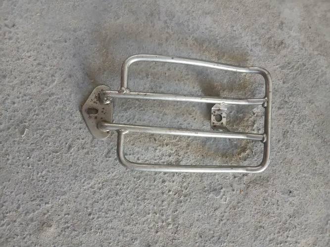 Suporte de bagageiro para moto custom