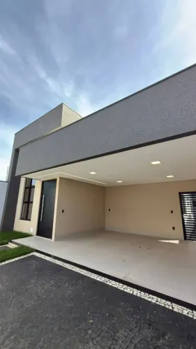 VENDO CASA NA REGIAO CENTRAL DE ANAPOLIS BAIRRO SAO LOURENÇO