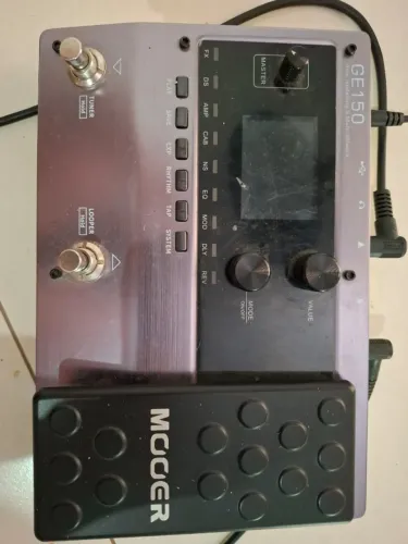 Pedaleira mooer GE 150