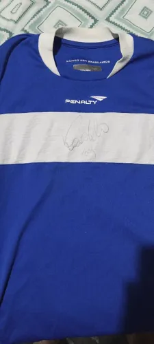Camiseta autografada por Ronaldo fenômeno 