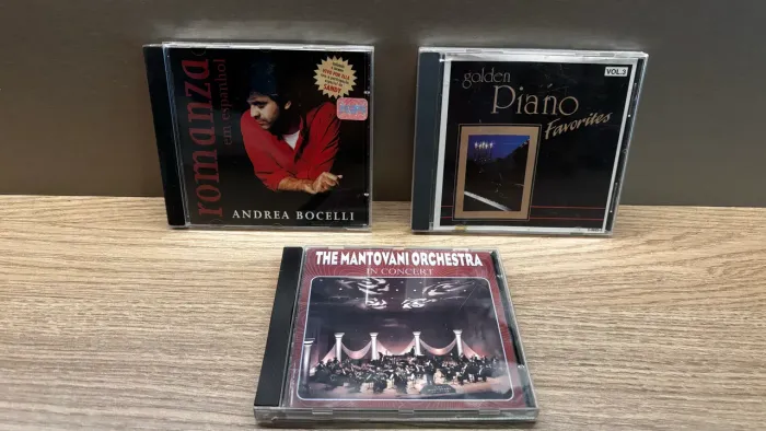 3 cds por 20 reais