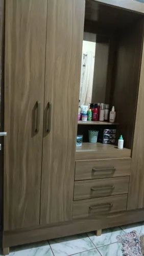 Vendo guarda roupa