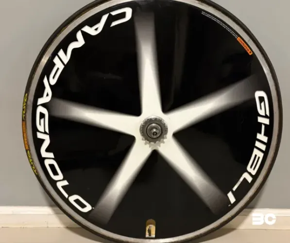 RODA CAMPAGNOLO GHIBLI (FECHADA)