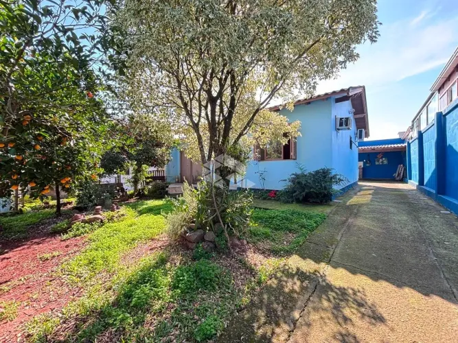 Casa de 02 dormitórios à venda no bairro Santo Antônio