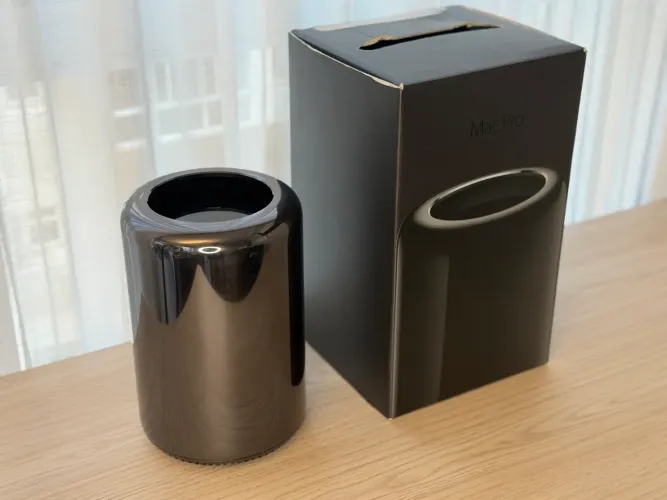 Mac Pro 64GB RAM - Seminovo