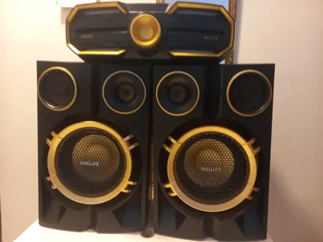 Vendo Um Som Philips XP50 de 1.200W - RMS e Bluetooth.