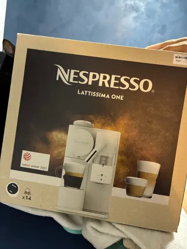 Cafeteira Lattissima One Nespresso