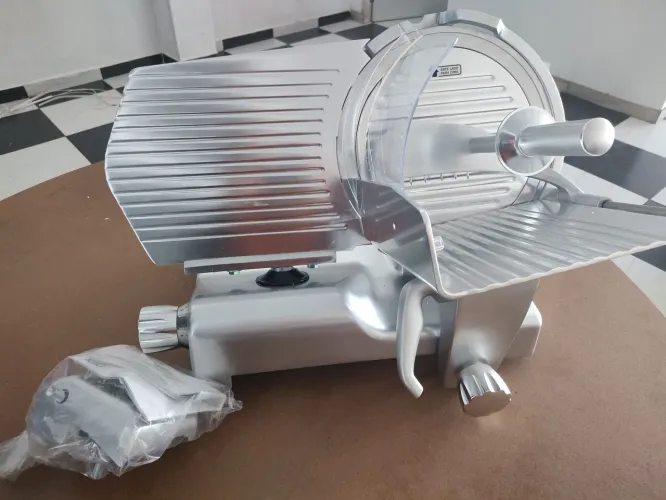 Cortador de frios