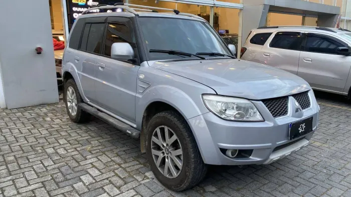 Mitsubishi Pajero TR4 2.0 Flex 16V 4X2 Mec. 2012