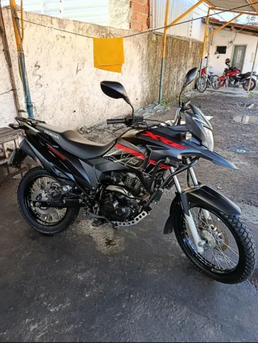 Vendo Xre 190 Adventure Flex, moto conservada pra pessoas exigentes