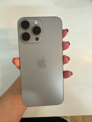 IPHONE 15 PRO MAX 256gb
