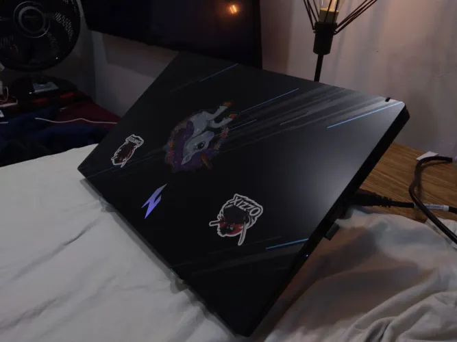 Acer Nitro V15 RTX 4050 i5-13420H 8GB RAM