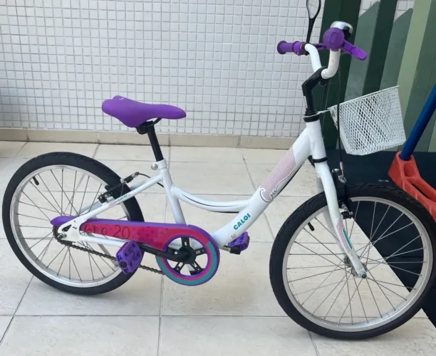 Bicicleta Caloi Ceci aro 20 - Novíssima 