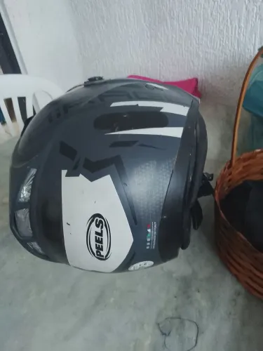Capacete MIRAGE PEELS 300,00