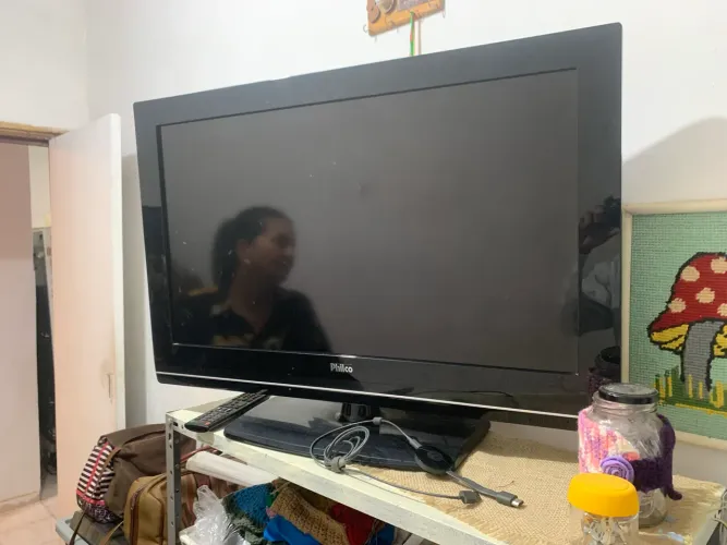 Televisão 32 polegadas + Chromecast