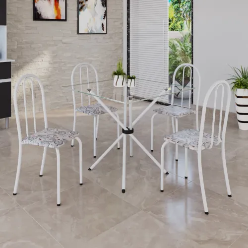 Mesa simples de 4 cadeiras 