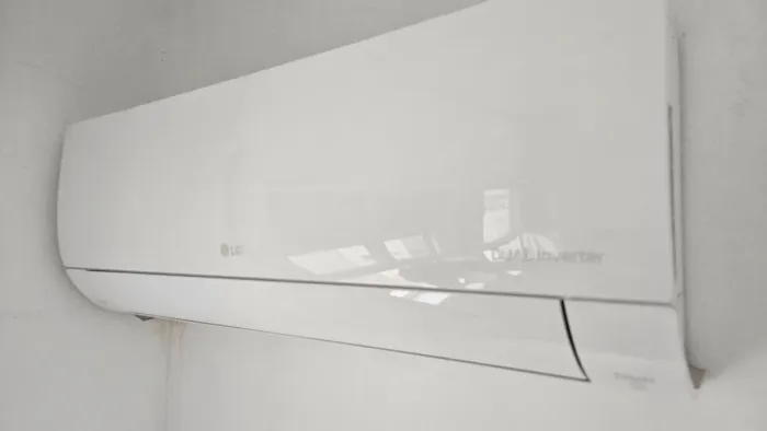 Ar Condicionado LG 9000 Btus Dual Inverter