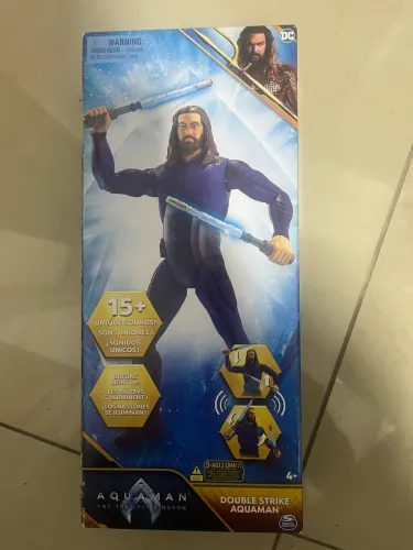 Boneco Aquaman double strike lacrado
