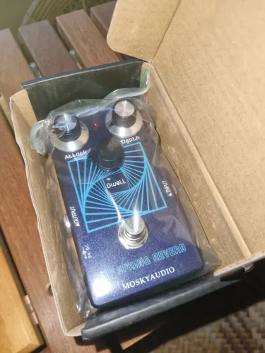 Mosky elf spring reverb - pedal de guitarra