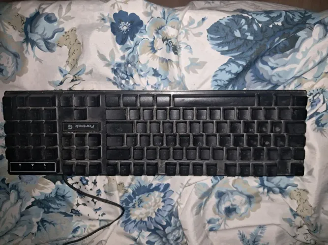 Kit Gamer Usado: Teclado Fortrek G + Mouse Gamer Redragon USB
