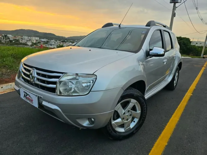 Renault Duster Dynamique 2.0 Hi-flex 16V Aut. 2015
