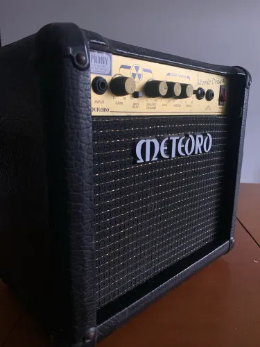 Amplificador Meteoro Atomic Drive