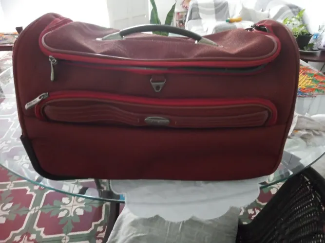Mala, bolsa de viagem
