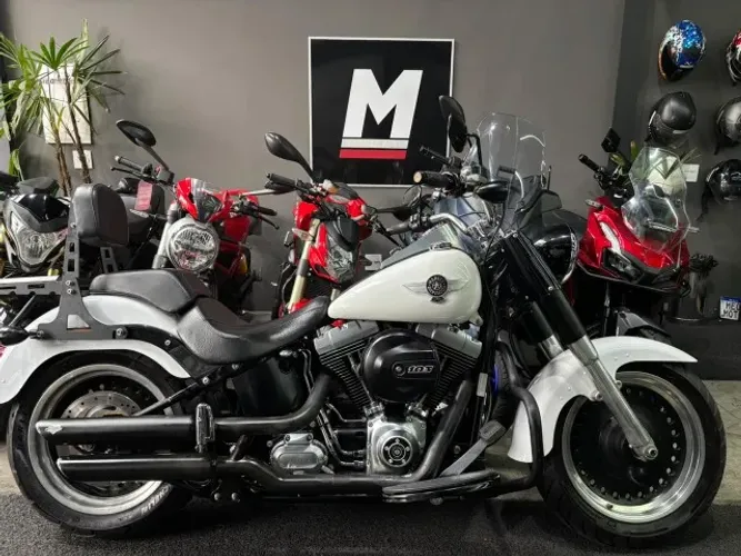 HARLEY-DAVIDSON SOFTAIL FAT BOY SPECIAL FLSTFB 2016 30.000km - Segundo dono - Baixa km