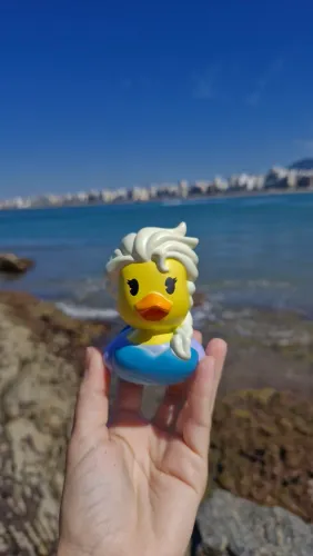 Pato Colecionável Princesa Elsa Frozen Disney