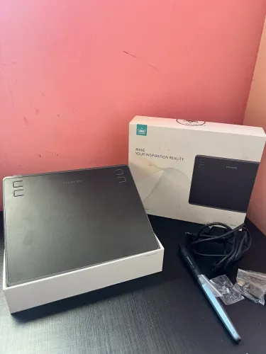 Mesa Digitalizadora Huion HS64 - Nova