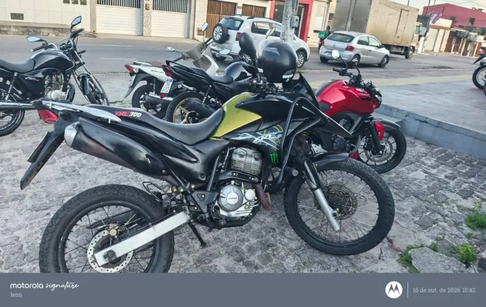 Moto toda boa