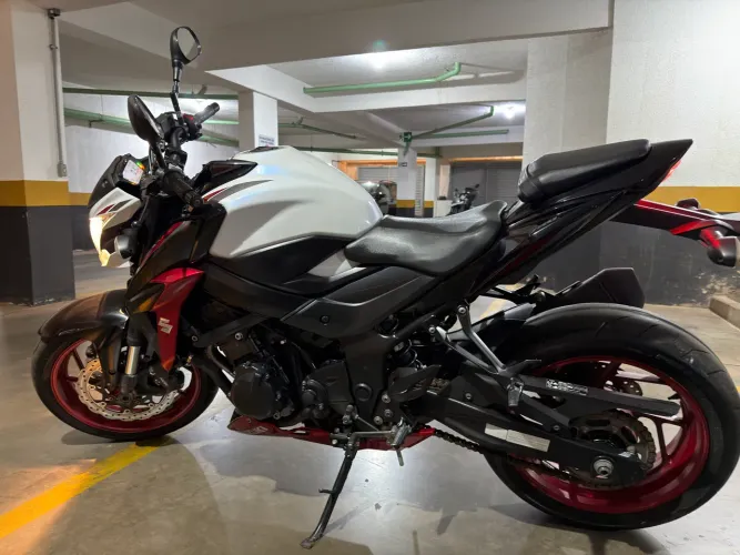 Suzuki GSX-S 750