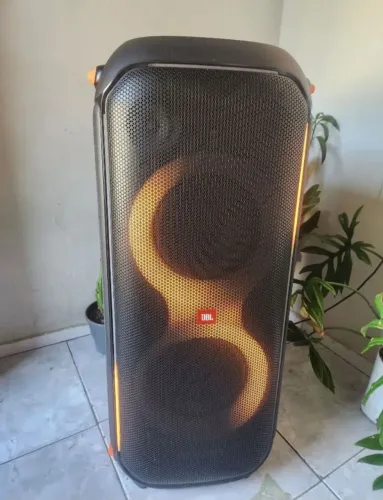 Jbl 710