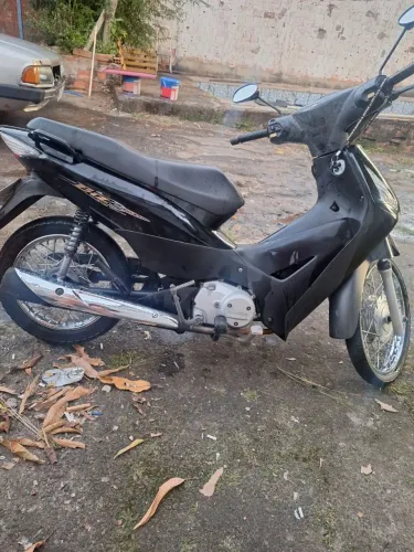 Honda biz bem conservado