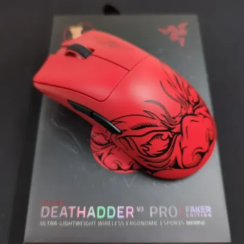 Razer Deathadder v3 pro Faker Edition