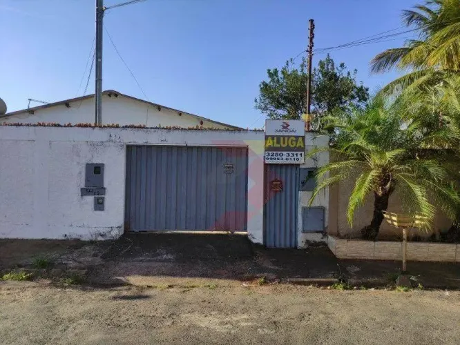 Casa com 1 dormitório para alugar, 27 m² por R$ 850,00/mês - Residencial Celina Park - Goi