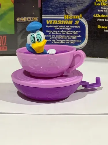 Boneco Pato Donald na xícara coleção Walt Disney Resort mcdonalds 2023