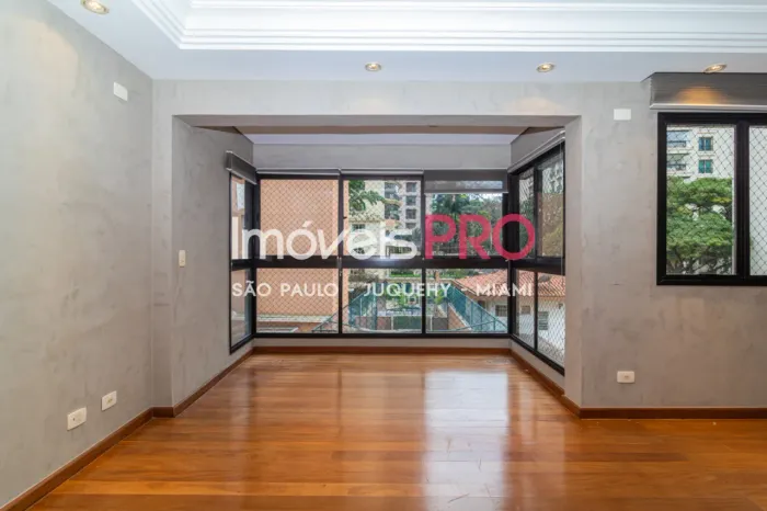 Apartamento para venda e locação com 126m² no Vila Nova Conceição - São Paulo.