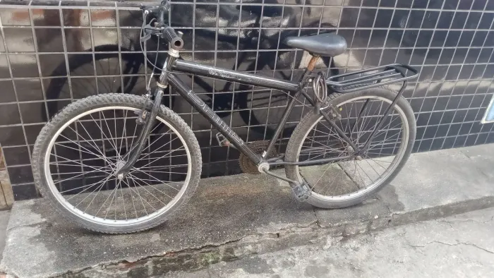 Vende se 2 bicicleta.