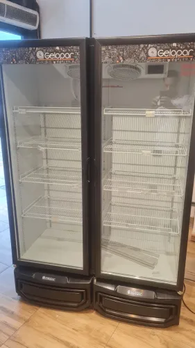 Cervejeira expositora 2 portas