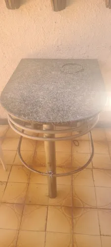 Mesa de granito 75x1