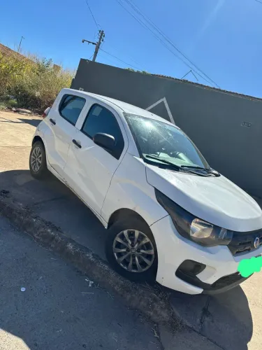 Fiat Mobi Like 1.0 Fire Flex 5P. 2020