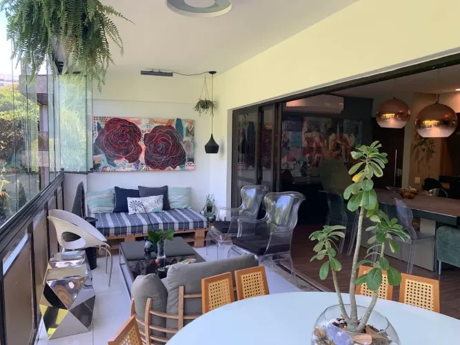 Apartamento mobiliado para alugar no Jardim Oceânico.