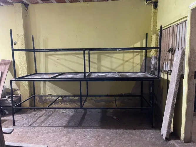 6 Mesas tipo Bancadas