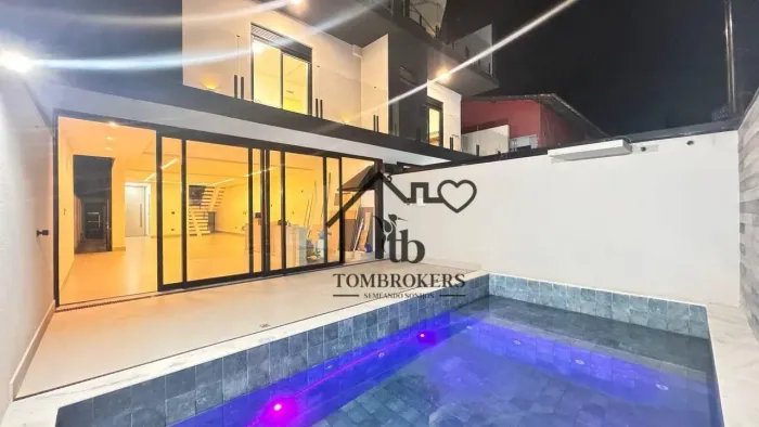 Sobrado com 4 dormitórios à venda, 220 m² por R$ 3.200.000,00 - Juquehy - São Sebastião/SP