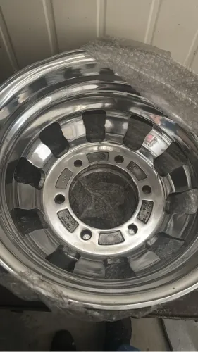 Roda  alumínio caminhao 17,5