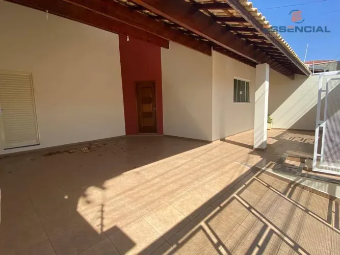 Casa com 3 dormitórios para alugar, 220 m² por R$ 3.600,00/mês - Jardim Panorama - Botucat