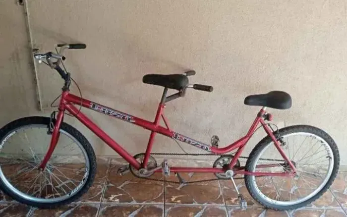 RELÍQUIA! Bicicleta 2 lugares (aceito proposta)